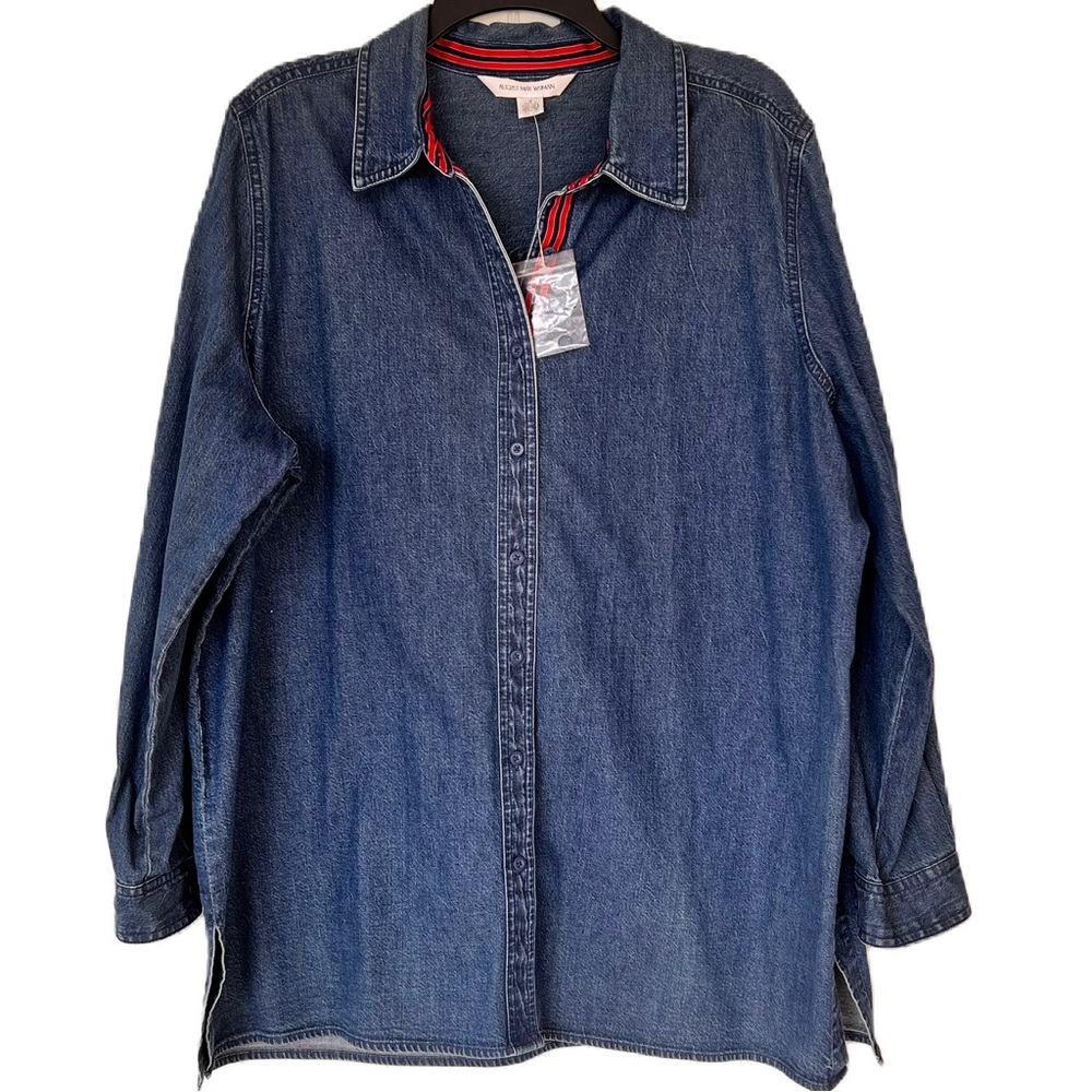 August Max Women Denim Shirt 1X Red‎ & Blue Strip Accents Button Closure